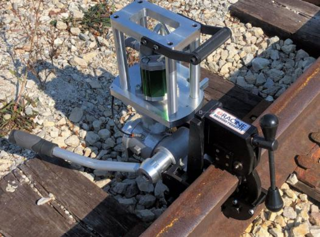 Hydraulic TraxxMax Rail Drill