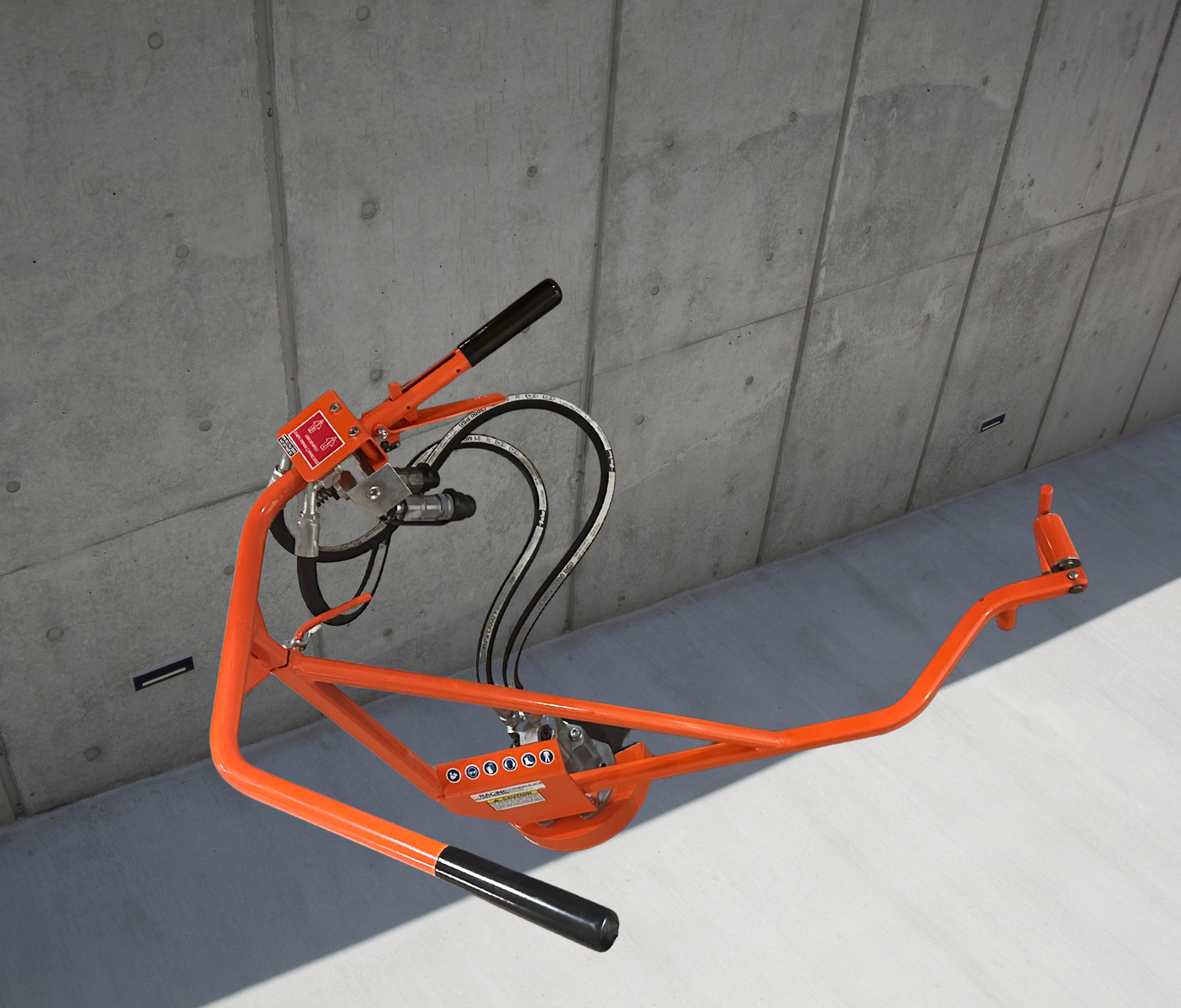 Racine Hydraulic Stand Up Web Grinder