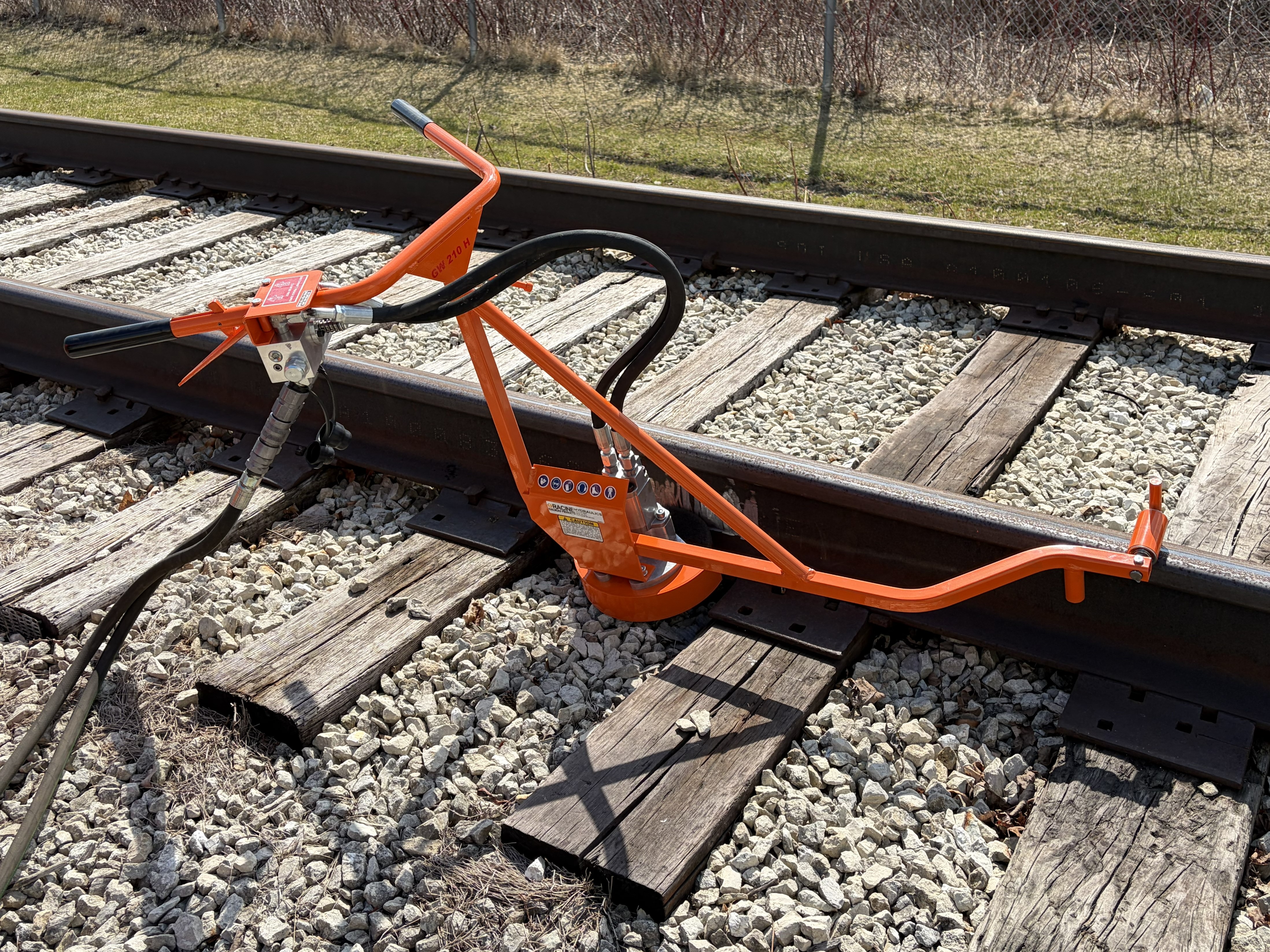 Racine Hydraulic Stand Up Web Grinder