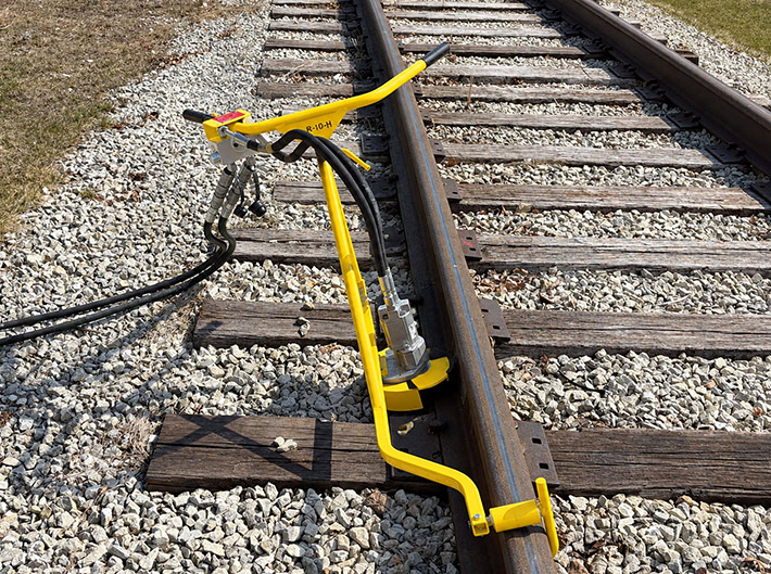 Racine Hydraulic Stand Up Web Grinder